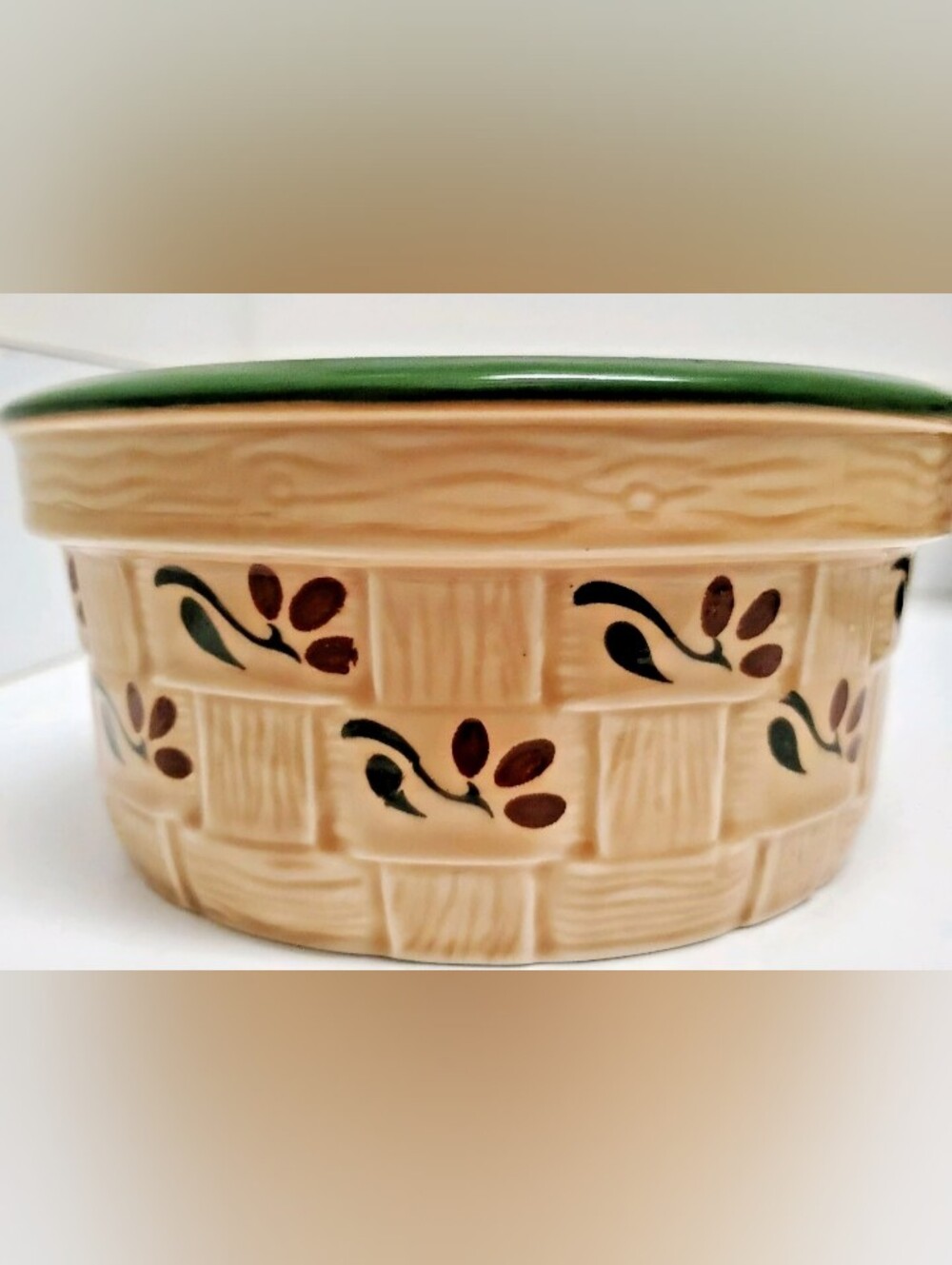 Vintage Teleflora Red & Green Stoneware Bowl Basket Weave 6.5"× 3.25"